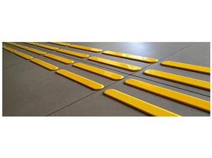 Hissedibebilir Yürüme Yüzeyi İşaretleri (KILAVUZ YÜZEY) - UT 7002